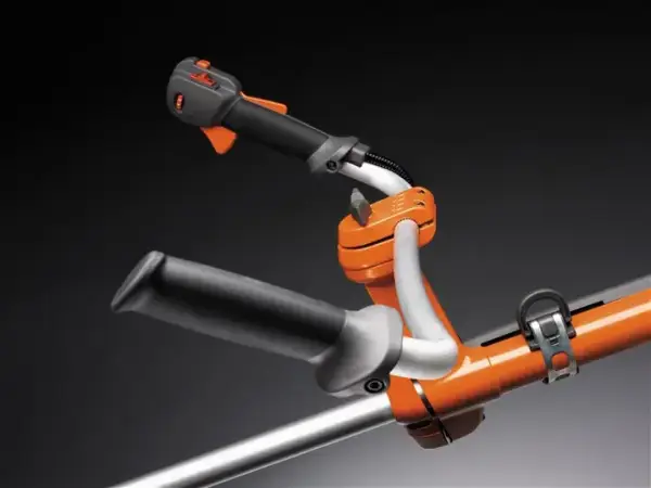 Roçadoura husqvarna 555 FRM - Image 2